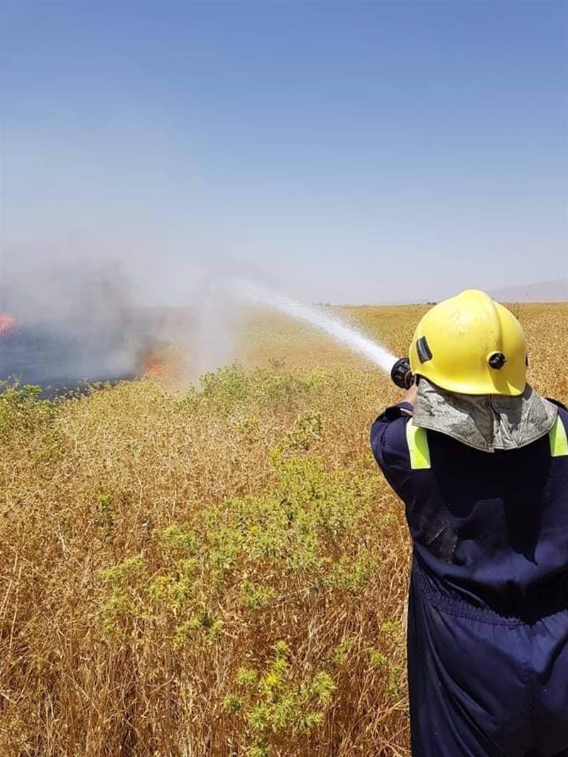 بالصور.. الدفاع المدني يصدر جملة من الإرشادات لتقليل خسائر احتراق محصولي الحنطة والشعير