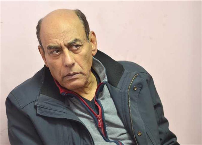 تغريم إعلامية كويتية 1600 دولار لوصفها أحمد بدير بـ