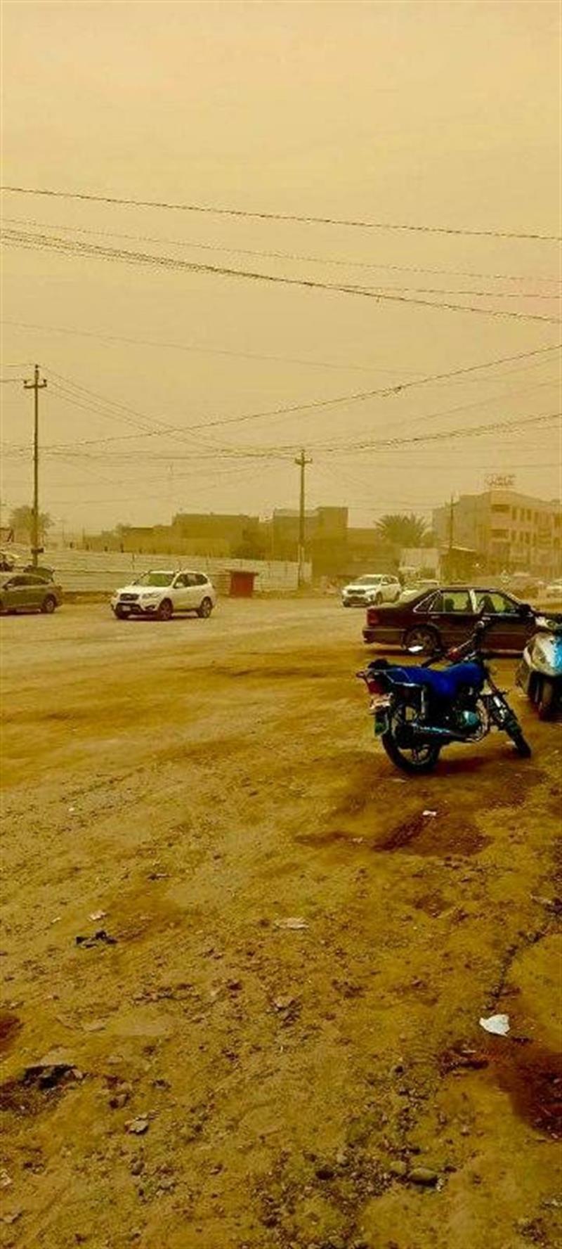 عاصفة ترابية تضرب محافظة الأنبار (صورة)