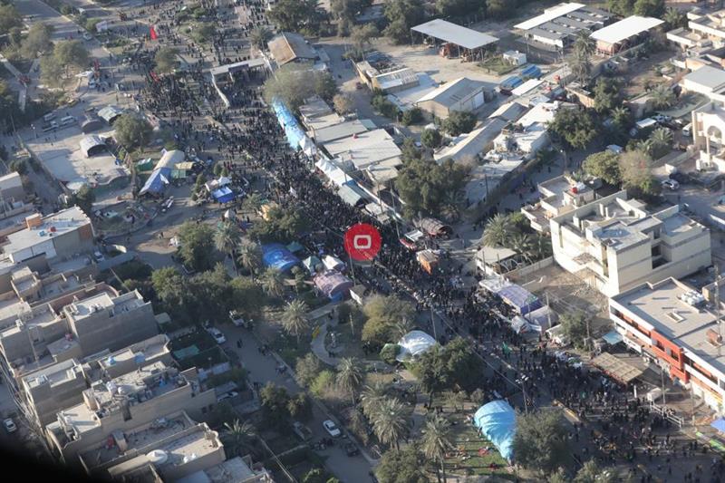 صور جوية لحشود الزائرين المتجهين صوب الكاظمية