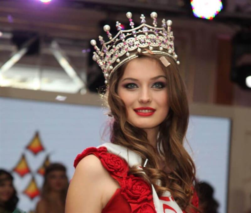 ملكة جمال أوكرانيا : أصبحت مشردة