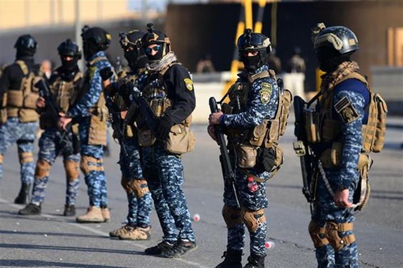 قرار بعزل قائد في الشرطة الاتحادية وضابط آخر والتحقيق معهما