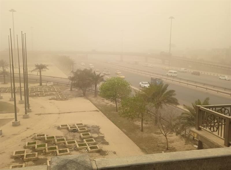 رياح غبارية مرتقبة
متنبئ يفصّل توقعات الأمطار الليلة ويوم غد الجمعة.. احذروا التصوير