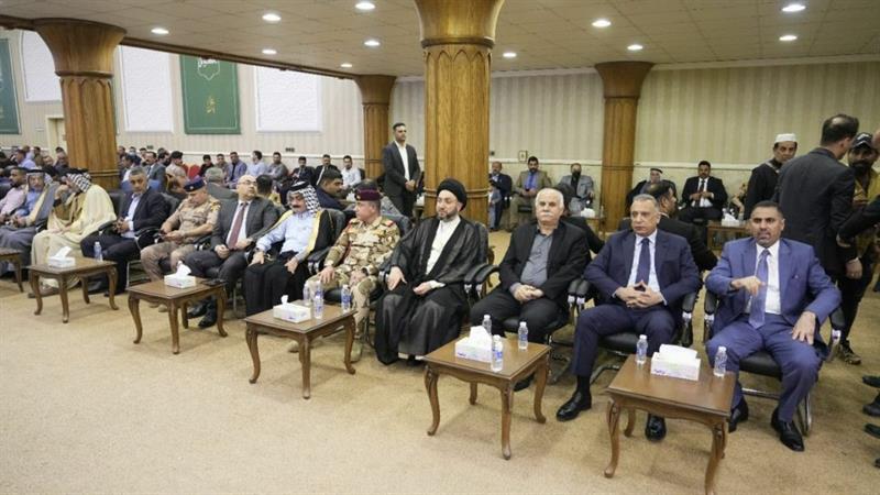 بالصور.. توافد الشخصيات السياسية الى مجلس عزاء عبد الكريم الانصاري في بغداد